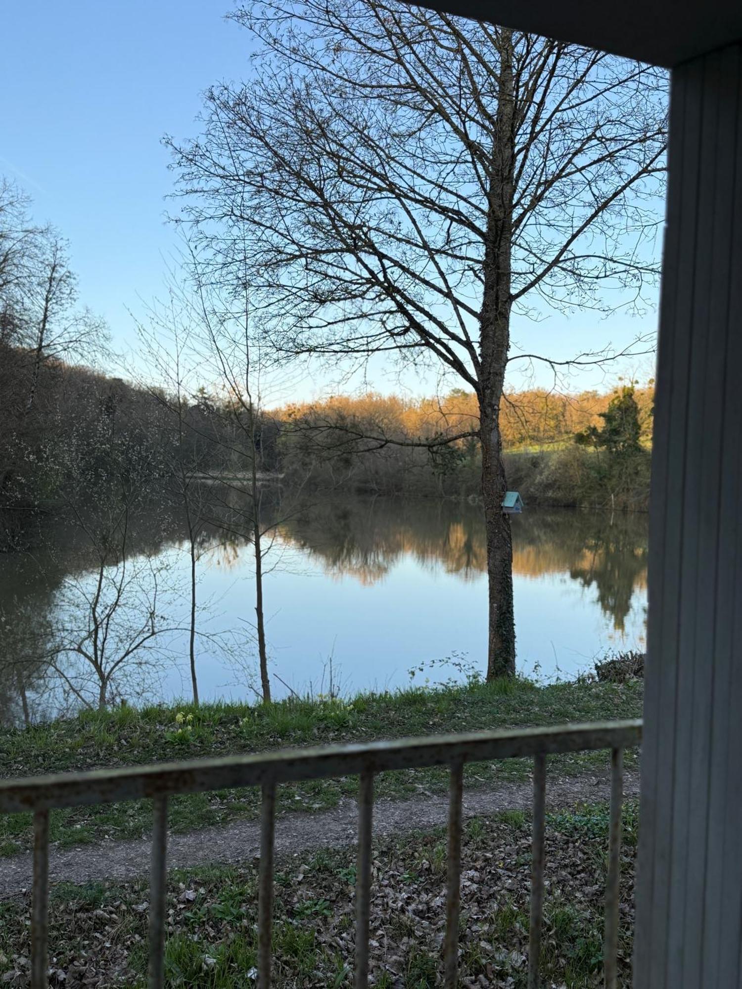 Le Charme De L'Ancien Au Calme Et A 8 Min De Chenonceaux Appartement La Croix-en-Touraine Buitenkant foto